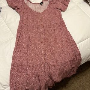 Short sleeve dress with buttons